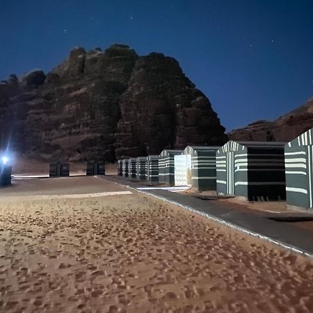 Bed and Breakfast Bedouin Memories Camp Wadi Rum Exterior foto