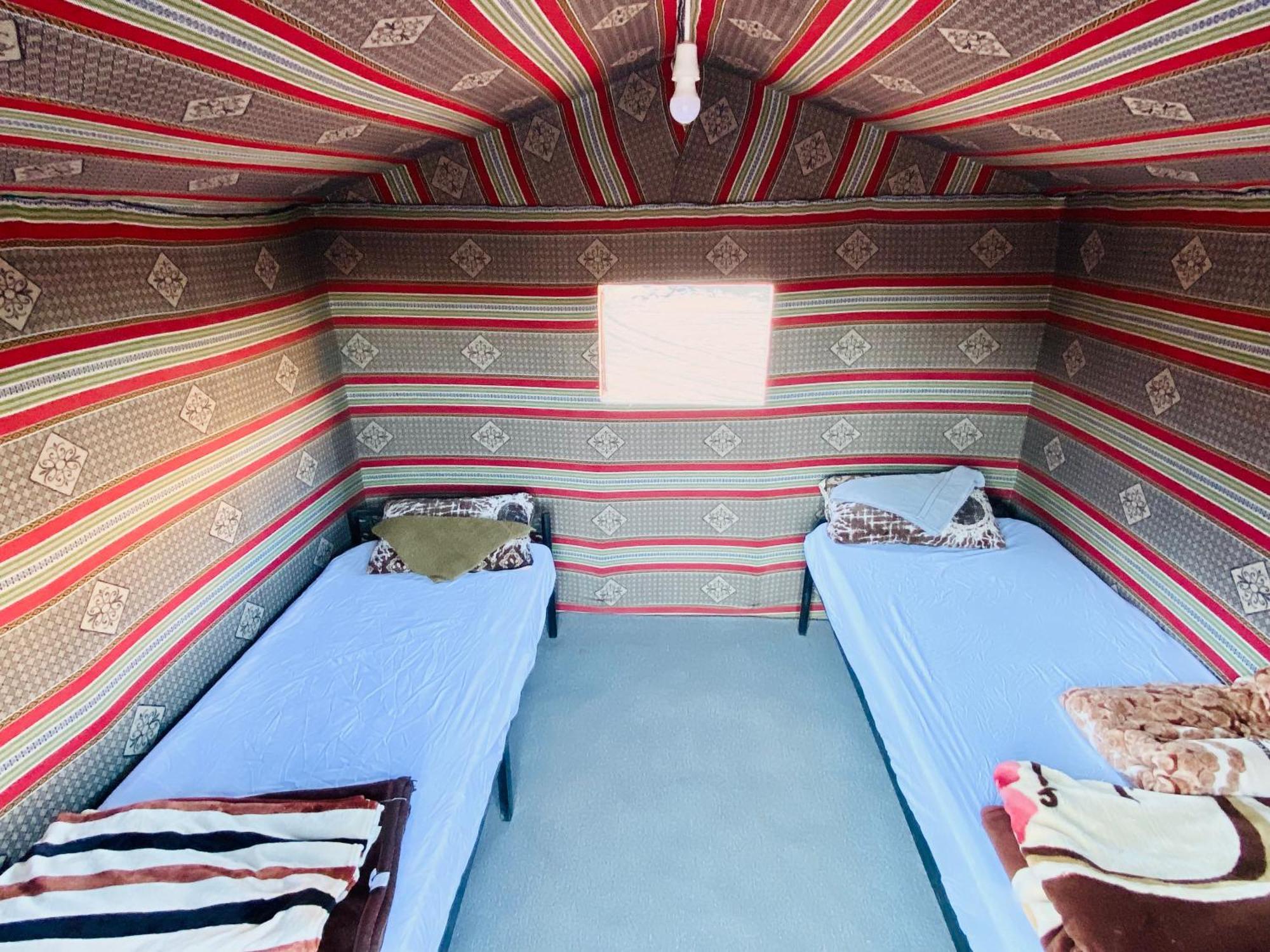 Bed and Breakfast Bedouin Memories Camp Wadi Rum Exterior foto